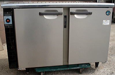 テーブル型冷蔵庫