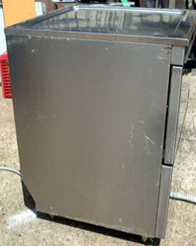 ホシザキ　食器洗浄機　JW-400TUF３　右側面